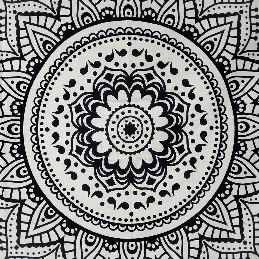 NEW Mandala Poster Tapestry Black and White - Picture 4 of 6